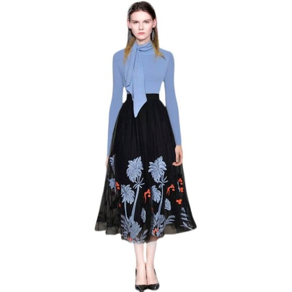 Designer Fashion Skirt Suit and Tops - Picture 4 of 7